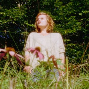 Photo Queen Of Earth