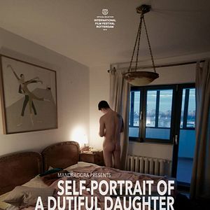 Photo Autoportretul Unei Fete Cuminti