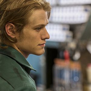 Photo Lucas Till