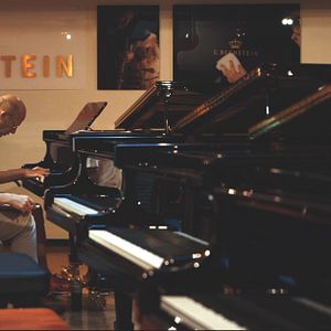 Photo Hello, I am David - Eine Reise mit David Helfgott