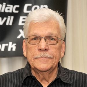 Photo Tom Atkins