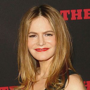 Photo Jennifer Jason Leigh
