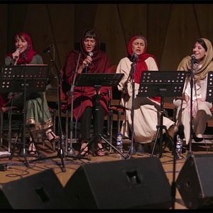 Photo No Land's Song
