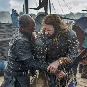 Photo Travis Fimmel