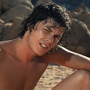 Джина лоллобриджида на своей вилла. Семь смертных грехов фильм 2014. Первый смертный грех брюс уиллис. Смертный грех 1973. Смертный грех 1973.