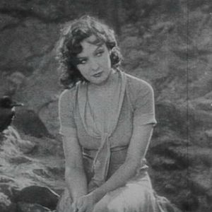 Photo La Femme au corbeau