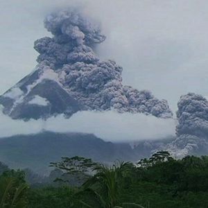Photo Into The Inferno
