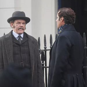 Photo Holmes & Watson