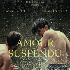 Photo Amour Suspendu