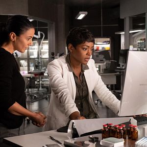 Photo Caroline Chikezie