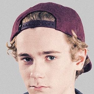 Photo Skam