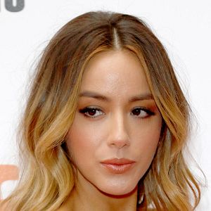 Photo Chloe Bennet