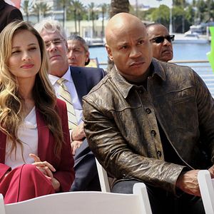 Photo Moon Bloodgood