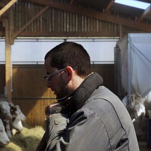 Photo Cyrille, agriculteur, 30 ans, 20 vaches, du lait, du beurre, des dettes