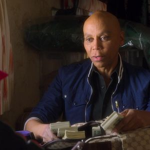 Photo AJ and the Queen