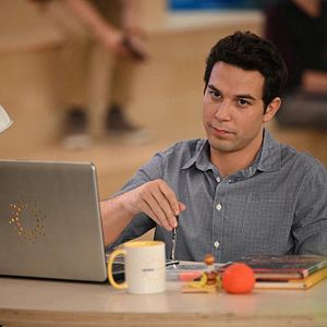 Photo Skylar Astin