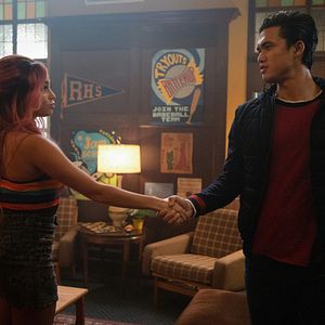 Photo Charles Melton