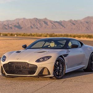 Photo Ultimate Supercar