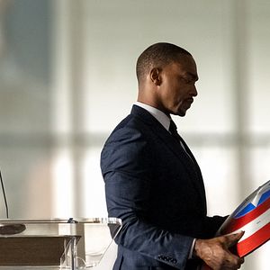 Photo Falcon et le Soldat de l'Hiver