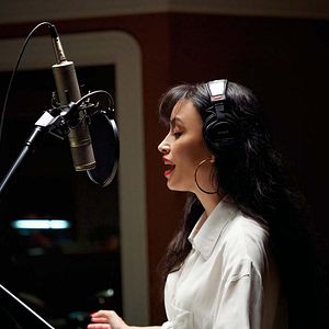 Photo Christian Serratos