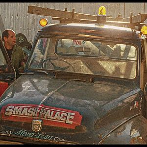 Photo Smash Palace
