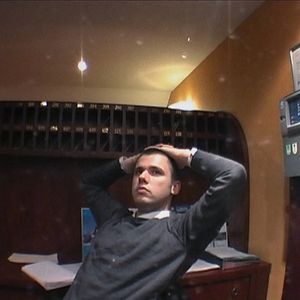 Photo Orelsan – Montre Jamais ça à Personne