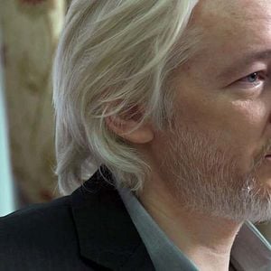 Photo Hacking Justice - Julian Assange