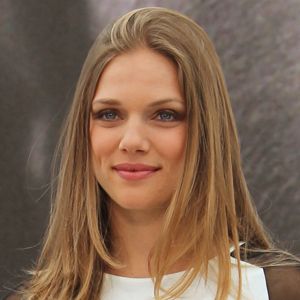 Photo Tracy Spiridakos