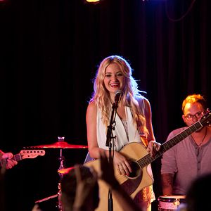 Photo Grace Unplugged