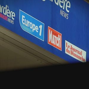 Photo Media Crash - qui a tué le débat public ?