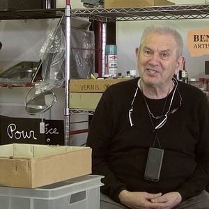 Photo Pierre Pinoncelli, l’artiste à la phalange coupée