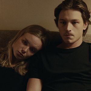 Photo Threesome (2021)