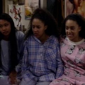 Photo Sister, Sister