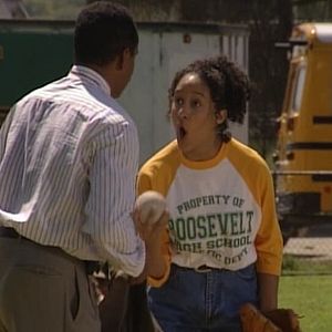 Photo Sister, Sister