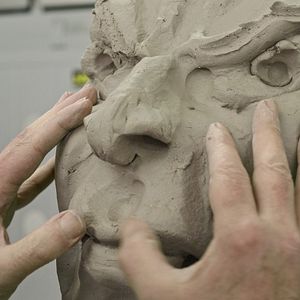 Photo Le sculpteur Thomas Schütte - La naissance de l'ondine