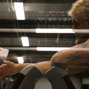 Photo L'Envers du sport : Jake Paul, l'enfant terrible de la boxe
