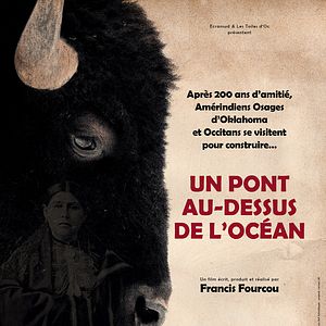 Photo Un pont au-dessus de l'océan