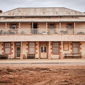 Photo The Royal Hotel