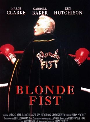 Une blonde sur le ring