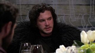 image de Jon Snow met une mauvaise ambiance dans un dîner entre amis