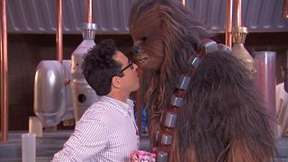 image de J.J. Abrams et Chewbacca relèvent le défi de Jimmy Kimmel