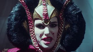 image de Natalie Portman rappe encore... en tenue de Reine Amidala