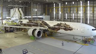 image de "Le Hobbit" : le dragon Smaug révélé... sur un avion !