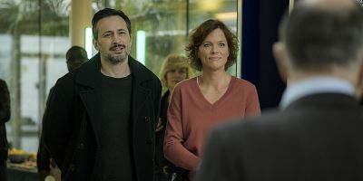 poster de la série Dites-le avec des fleurs
