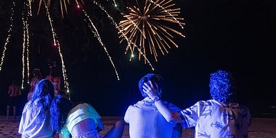 poster de la série Full-Moon Party