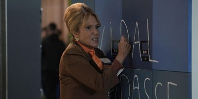 poster de la série Liaisons dangereuses