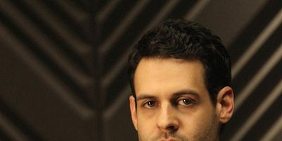 poster de la série Les fleurs du mal