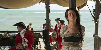 poster de la série L'homme qui a tué Barbe-Noire