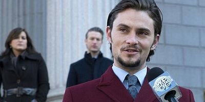 poster de la série Une valise encombrante