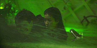 poster de la série En eaux profondes